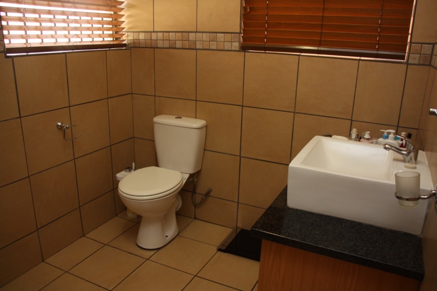 1 Bedroom Property for Sale in Langenhovenpark Free State